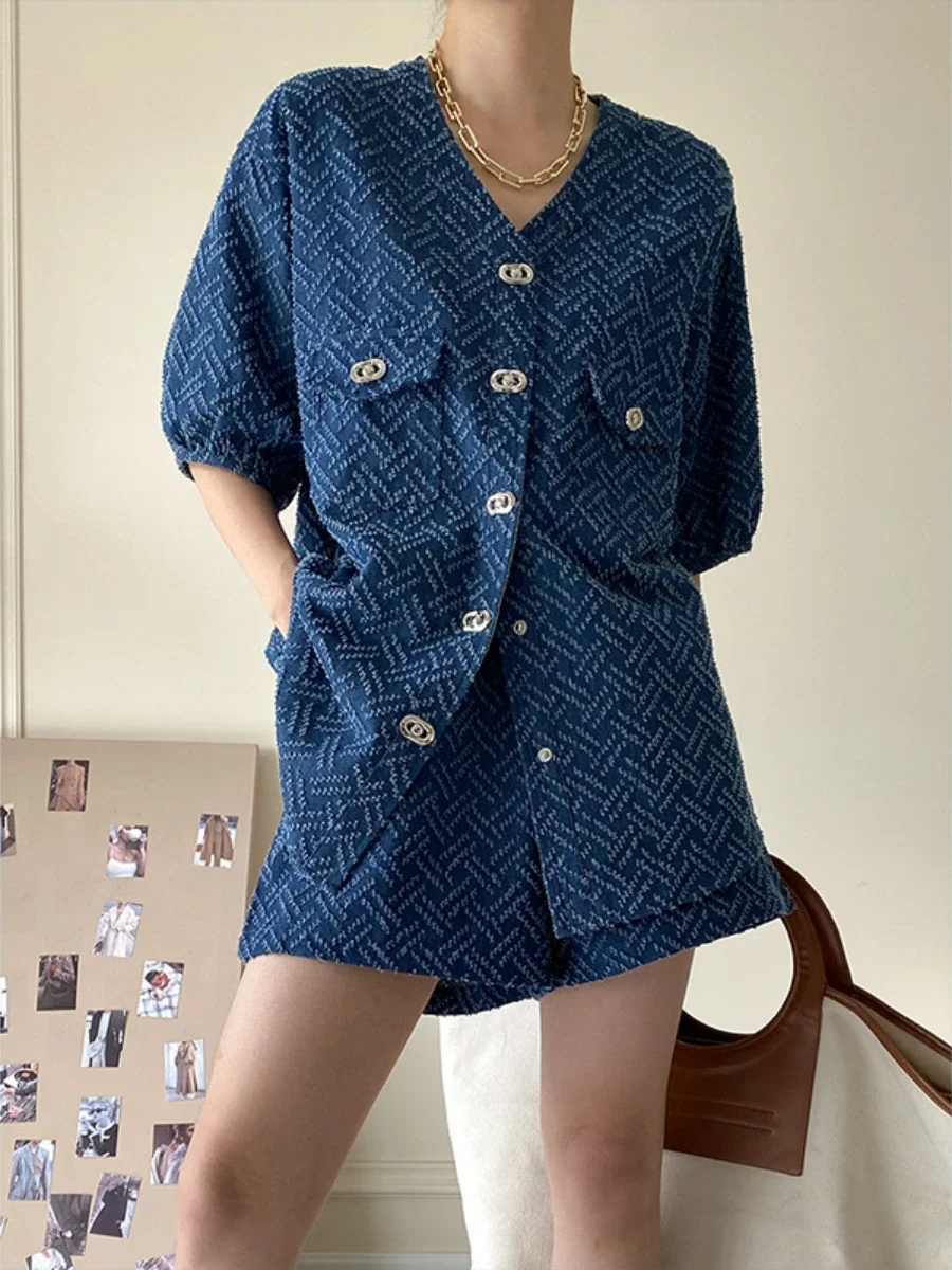 Women's Denim Short Sleeve Top and Shorts Two Piece Suit French Fashion Spring Summer Cowgirl Top Streetwear Korean Leisure New 80s 90s metal concho belt faux gold southwest cowgirl cowboy gold tone chain belt metal waist belt l plus size 30 to 50