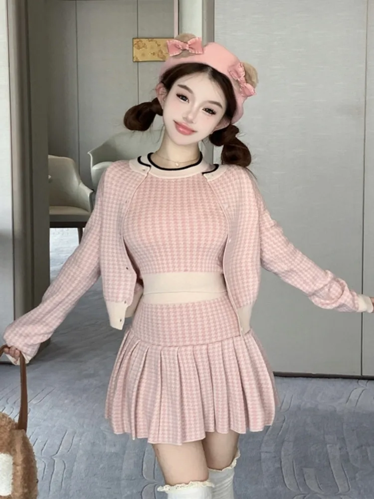 

Autumn Luxury Brand Houndstooth Knitted Three Piece Set Women Sweet Fashion Cardigan Coat + Vest + Pleated Skirt 3 Piece Suits