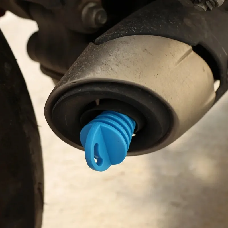 Exhaust Pipe Plug Tailpipe Rubber Air Bleeder Plug Exhaust Wash Plug Pipe Protector for Motocross Off-road Motorcycle Parts