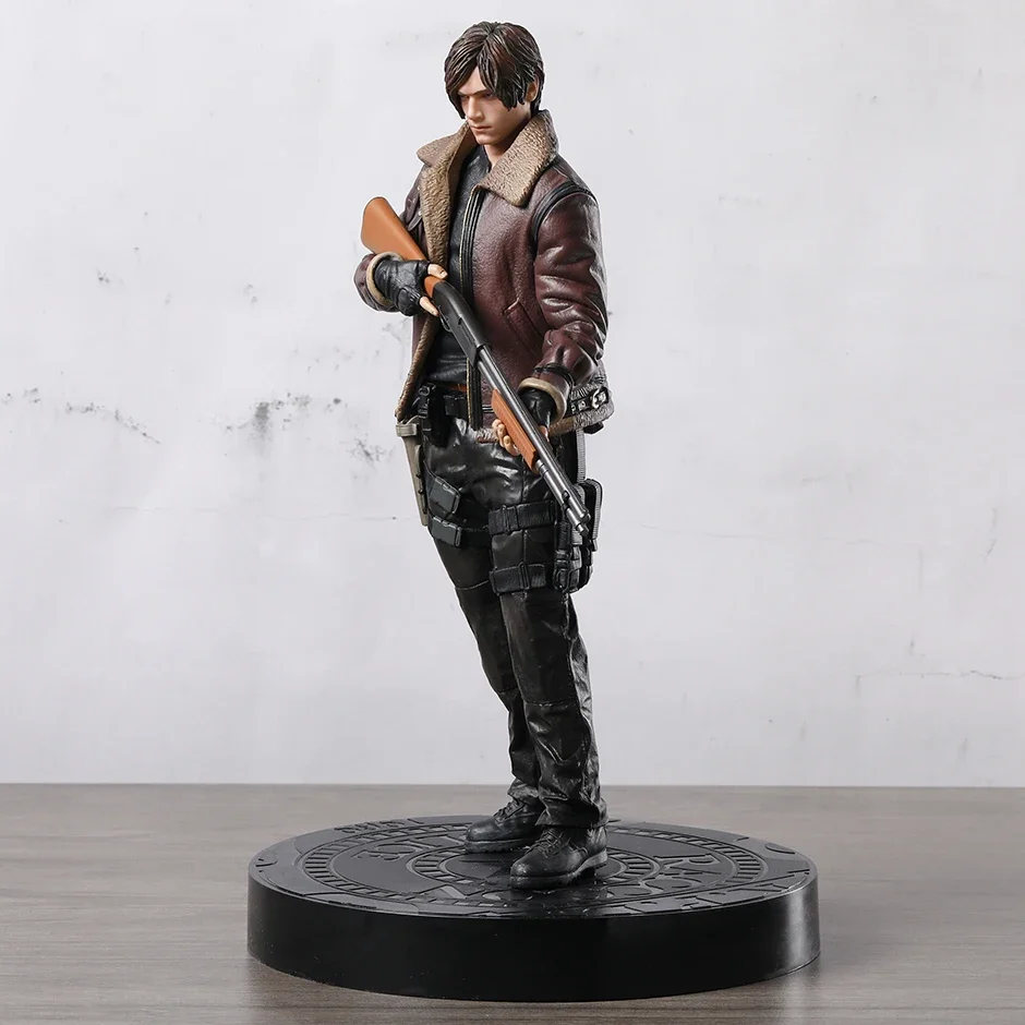 Leon Scott Kennedy 1/6 Scale PVC Figure Model Desktop Collection