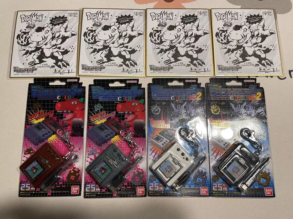 

Bandai Tamagotchi лимит, Цифровой Монстр Yuanzu, машина тираннозавра, перепечатан на 25-й годовщине, цветная пластина, игровая консоль