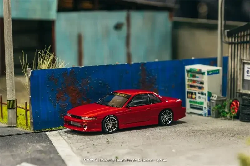 

Tarmac работает 1:64 VERTEX Silvia S13 красная металлическая литая модель автомобиля