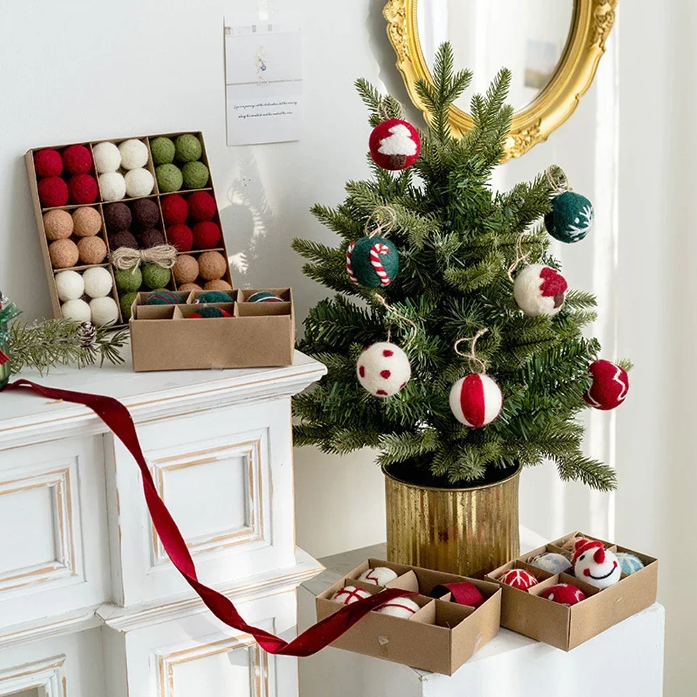 Christmas Decorations 1set 5cm Wool Felt Ball Christmas Decoration DIY Sewing Craft Supplies Party Decor Kids Fun Toys Xmas Tree Pendant