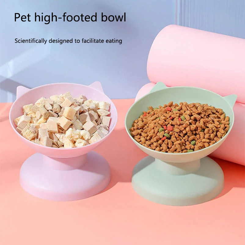 Elevated Tilted Pet Feeding Bowls 1
