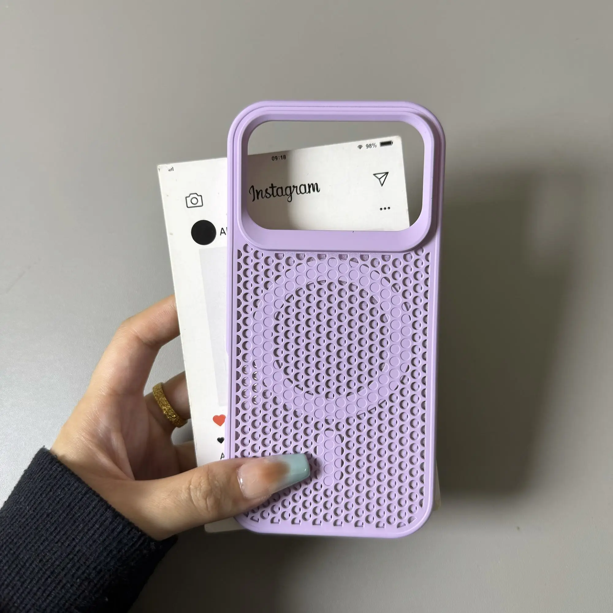 Enhanced Product Title: Magnetic Honeycomb Thermal Mesh Anti-drop Phone Case - Shockproof Protective Cover