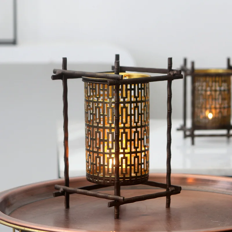 

Antique Candle Holder Chinese Wrought Iron Black Gold Desktop Candlestick Home Decoration Retro Ornaments Tea Table