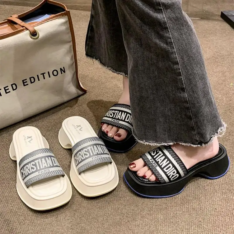 

Новинка 2024, роскошные летние туфли из бутика, женские тапочки на высоком каблуке, новые женские сандалии, модные тапочки, женская обувь для прогулок