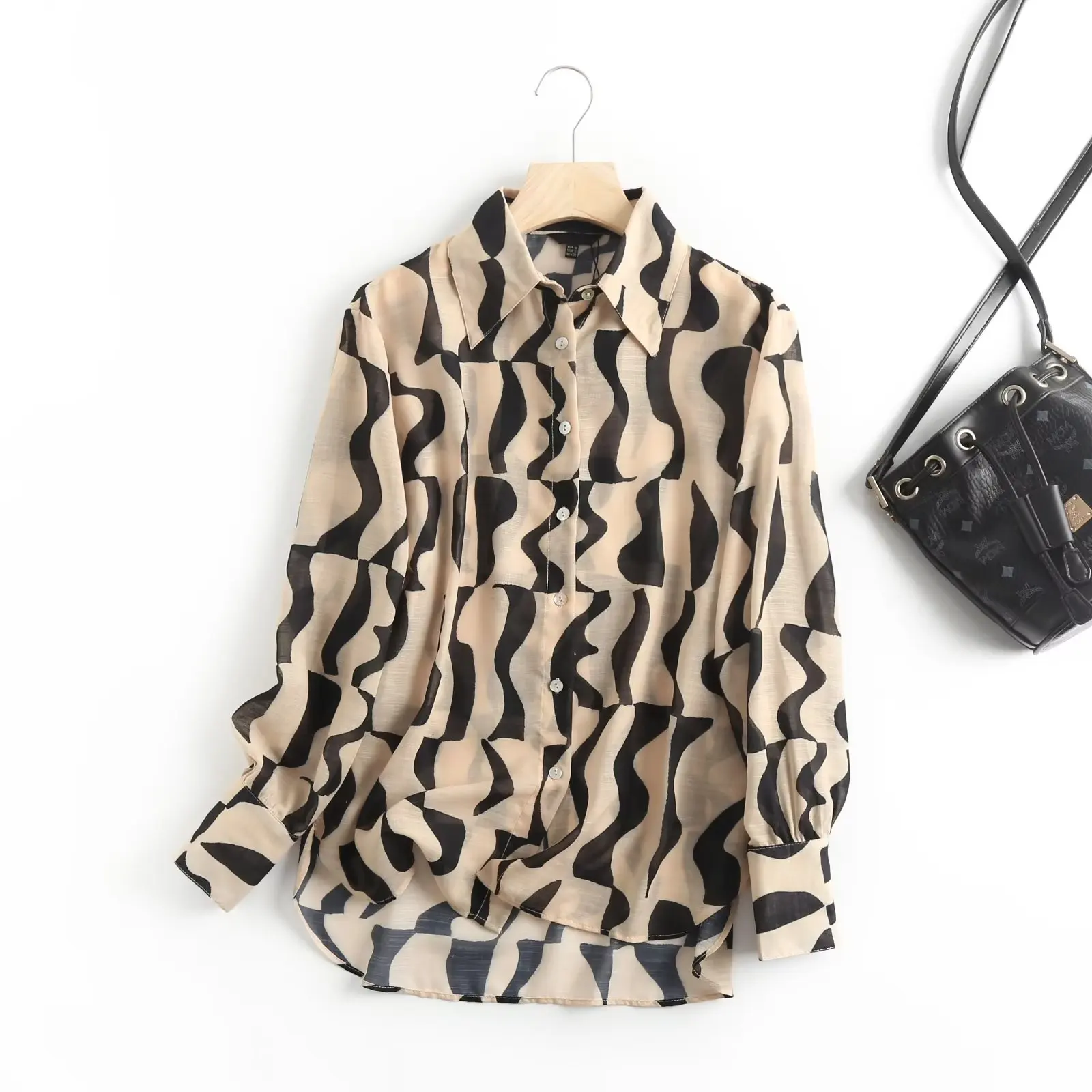 

Women's 2023 Fashion New Casual Joker Geometric Pattern Long Blouses Retro Long Sleeve Button Blouses Chic Tops.