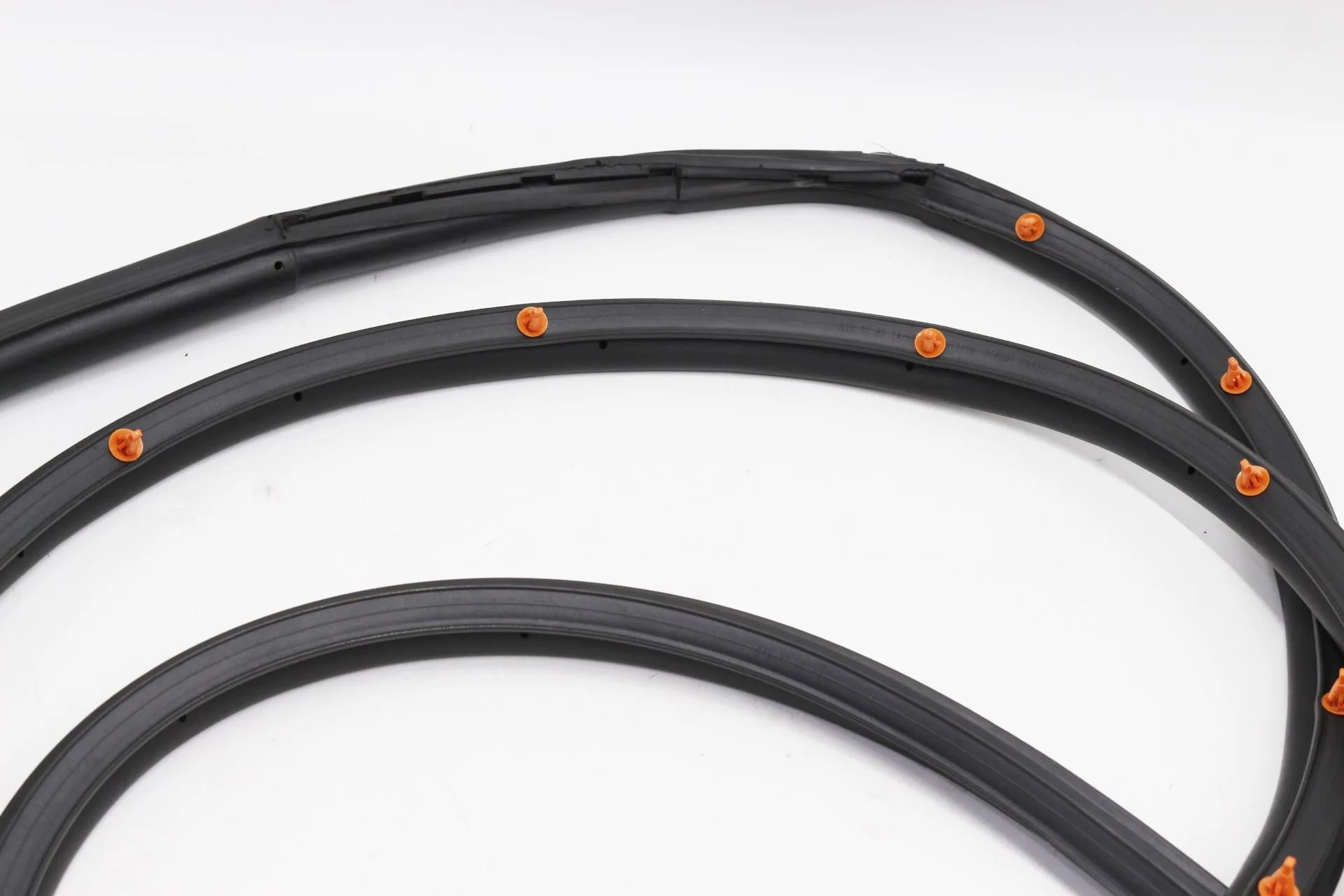 문짝 고무 웨더스트립 도장 FR/RH 웨더스트립 전면 오른쪽 전면, 현대 엘란트라 2006-2011 821402H000 에 적합