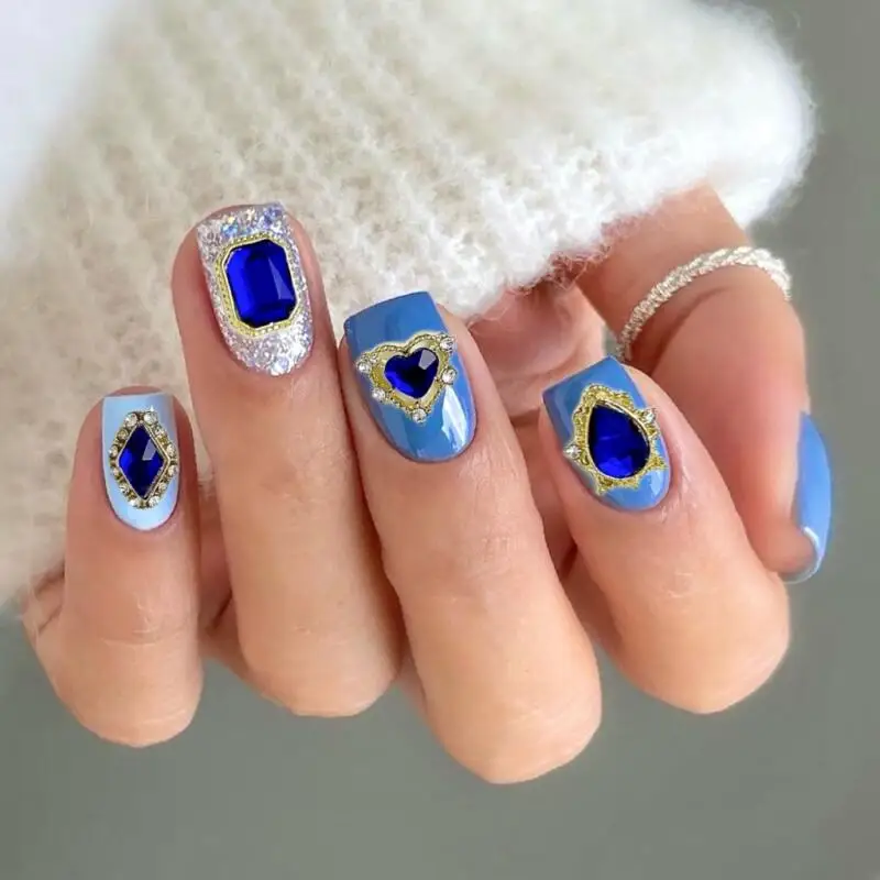 10PCS 절묘한 합금 클라인 블루 유리 다이아몬드 네일 매력 DIY 만들기위한 여러 스타일 네일 라인 석 네일 아트 장식