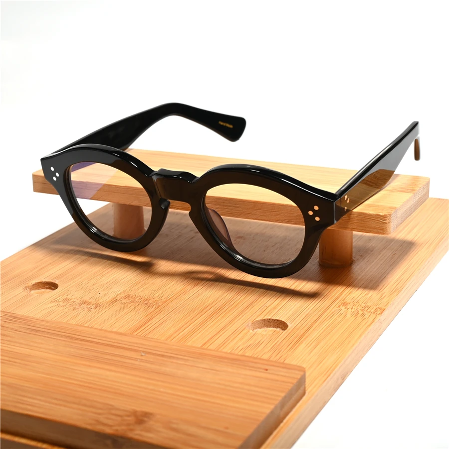 Reading Glasses Image