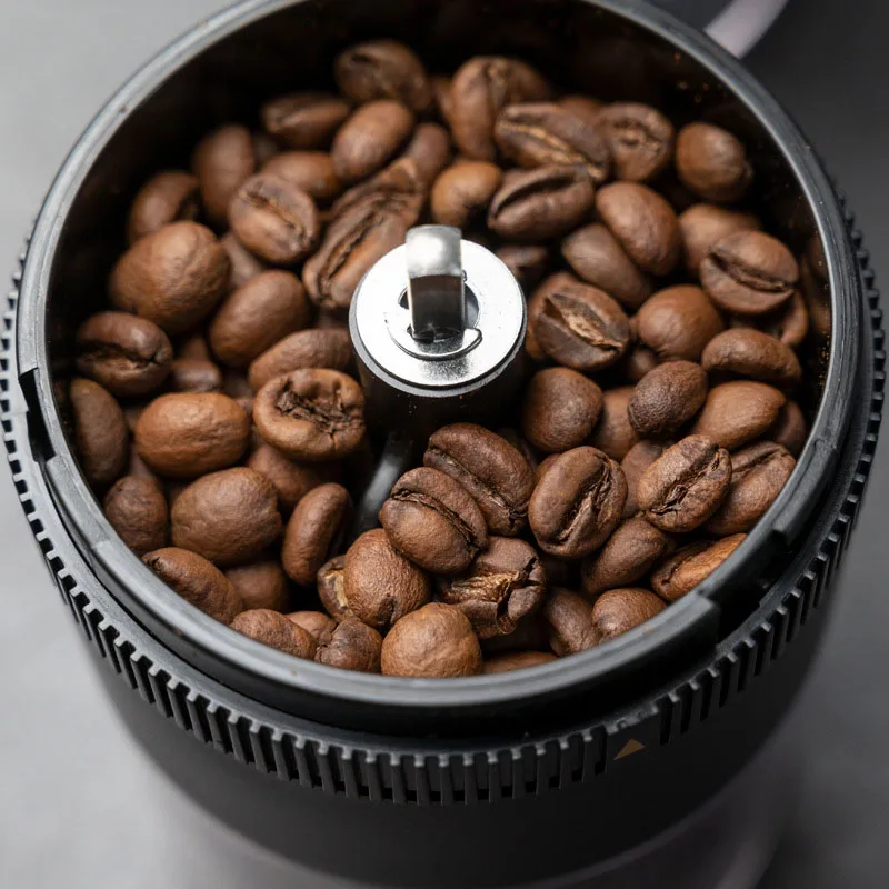 Portable Electric Coffee Grinder with USB Charging Adjustable Ceramic Grinding Core Long Endurance for Outdoor Travel 4