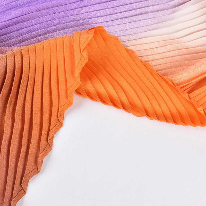 Cross border supply of personalized fashion gradient printed pleated 70 square scarves for spring and summer 6
