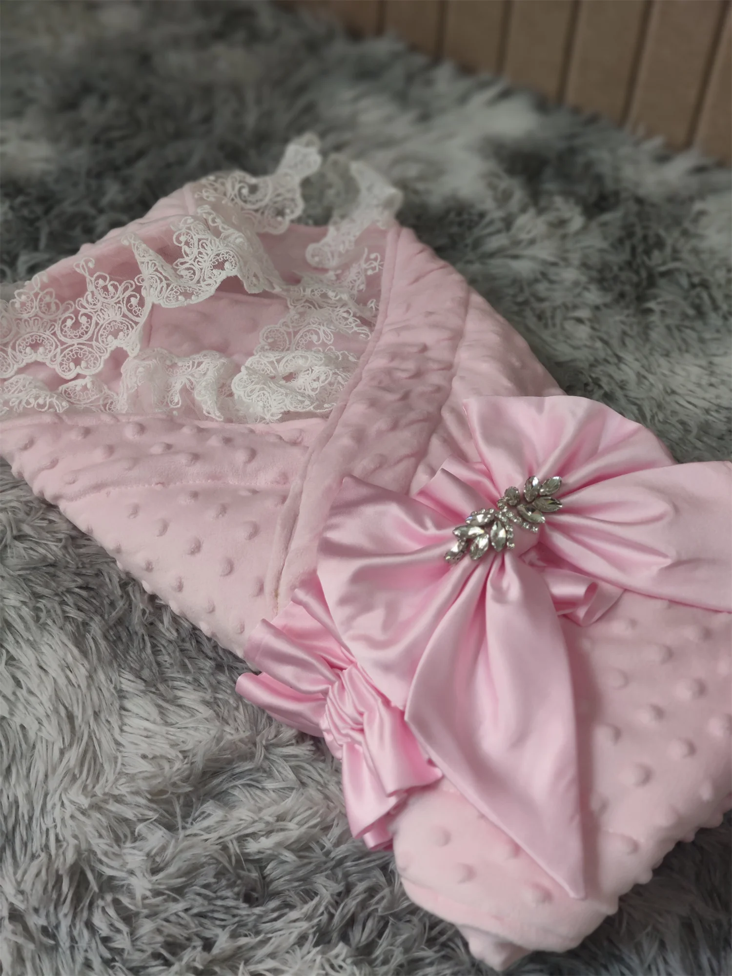 Baby Winter Swaddle Blanket Boys Girls French Lace Essential Receiving Blanket Ultra-Soft Newborn Registry Sleeping Wraps 3