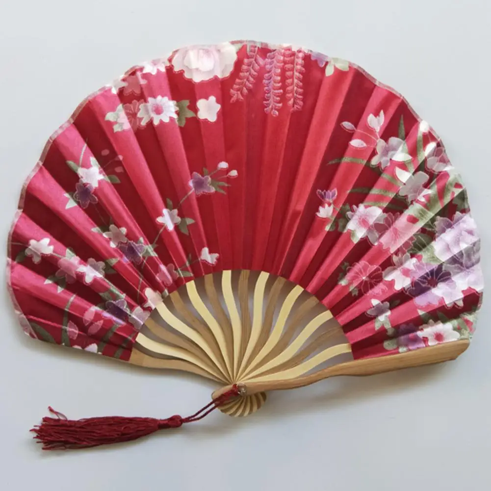 

Vintage Silk Folding Fan Retro Chinese Japanese Bamboo Folding Fan Tassel Dance Hand Fan Home Decoration Ornament Weddings Gifts