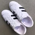 NO.26 white black