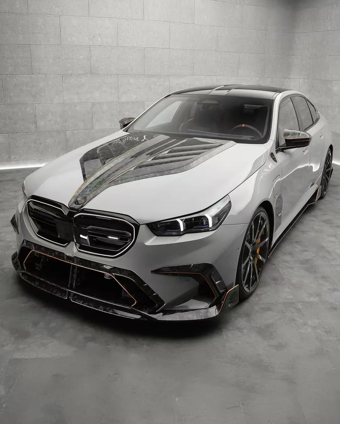 For BMW M5 G90 Carbon Fiber Body Kit M5 G90 MSY Carbon Fiber Front Lip Diffuser Spoiler Cover