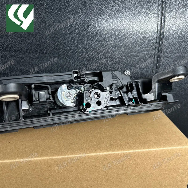 LR178960 LR178959 LR178958 LR178957 도어 핸들 베이스 레인지로버 벨라용
