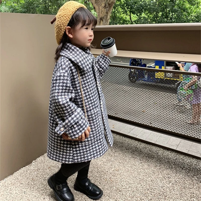 Рисунок 2 - Шерстяное пальто для девочек