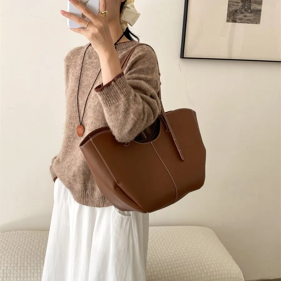 Designer Large Capacity Women Handbag Single Shoulder Portable Shopping Bag Luxury Leather Ladies Commuter Underarm Totes Bag
