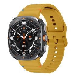 Premium Silicone Strap for Smartwatches - Ultra Durable and Stylish Design (Yellow)