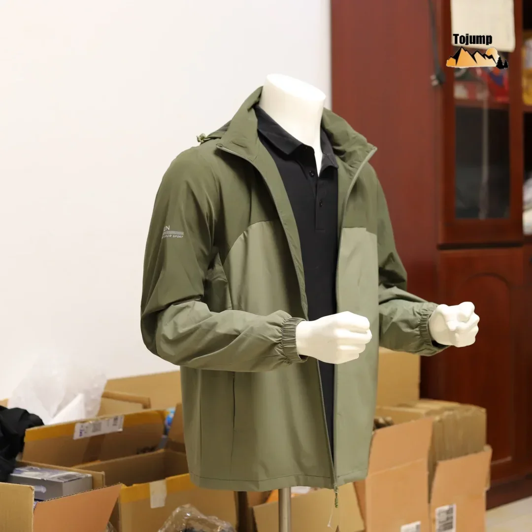 Men Lightweight Windbreaker Jackets Tojump Men Clothing Camping Sports Outdoor Equipment Elastically Model 6697 Hiking Jackets
