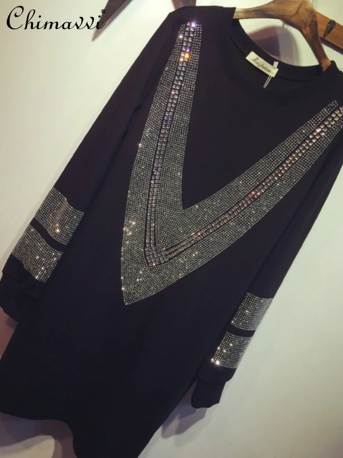 

2024 Summer New Heavy Rhinestone V-neck Large Size Long Sleeve Sweatshirts Dress Loose Casual Round-Neck Pullover Short Dress
