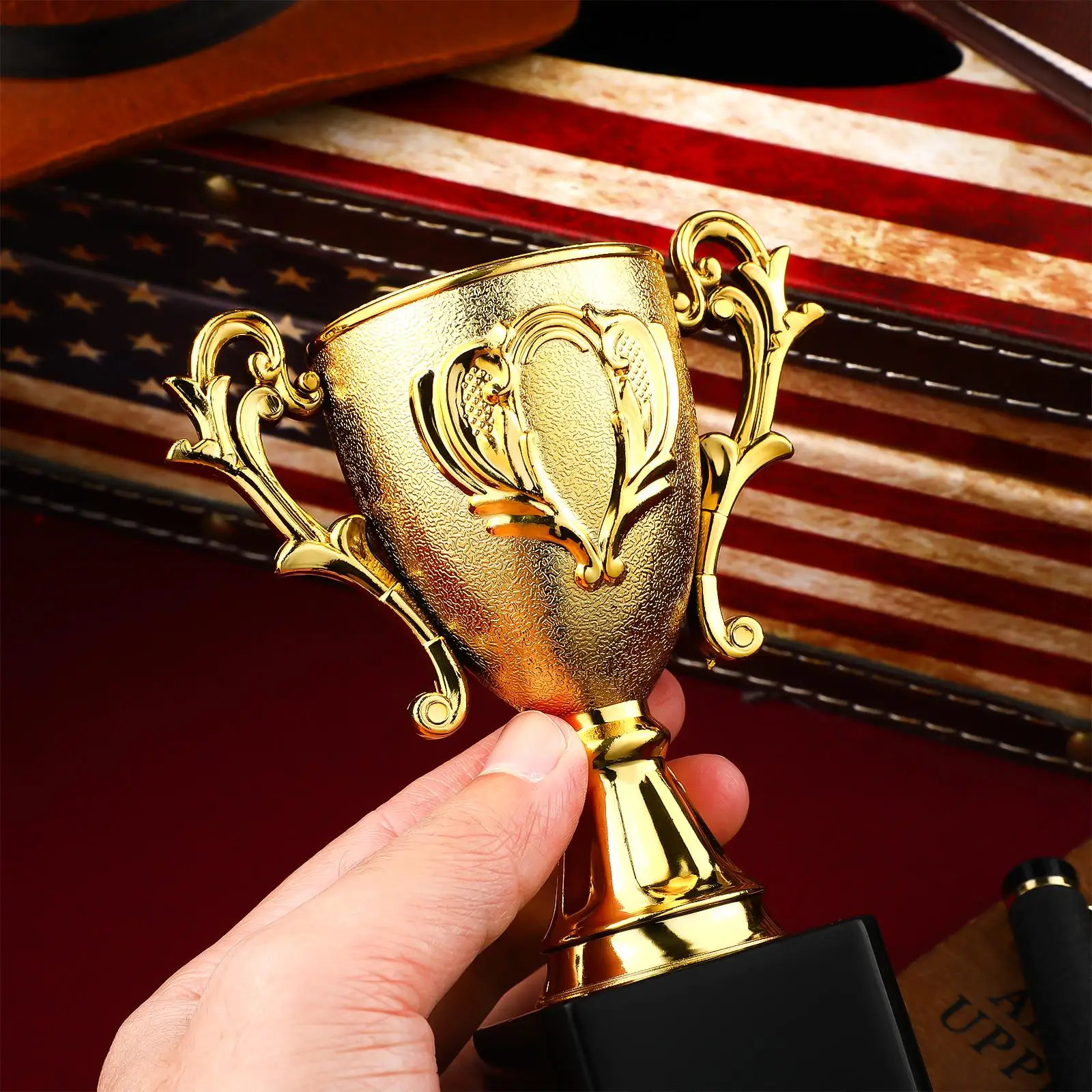 Plastic Trophy Toys for Kids Award Sports Cup for Kindergarten Primary School Girls Boys