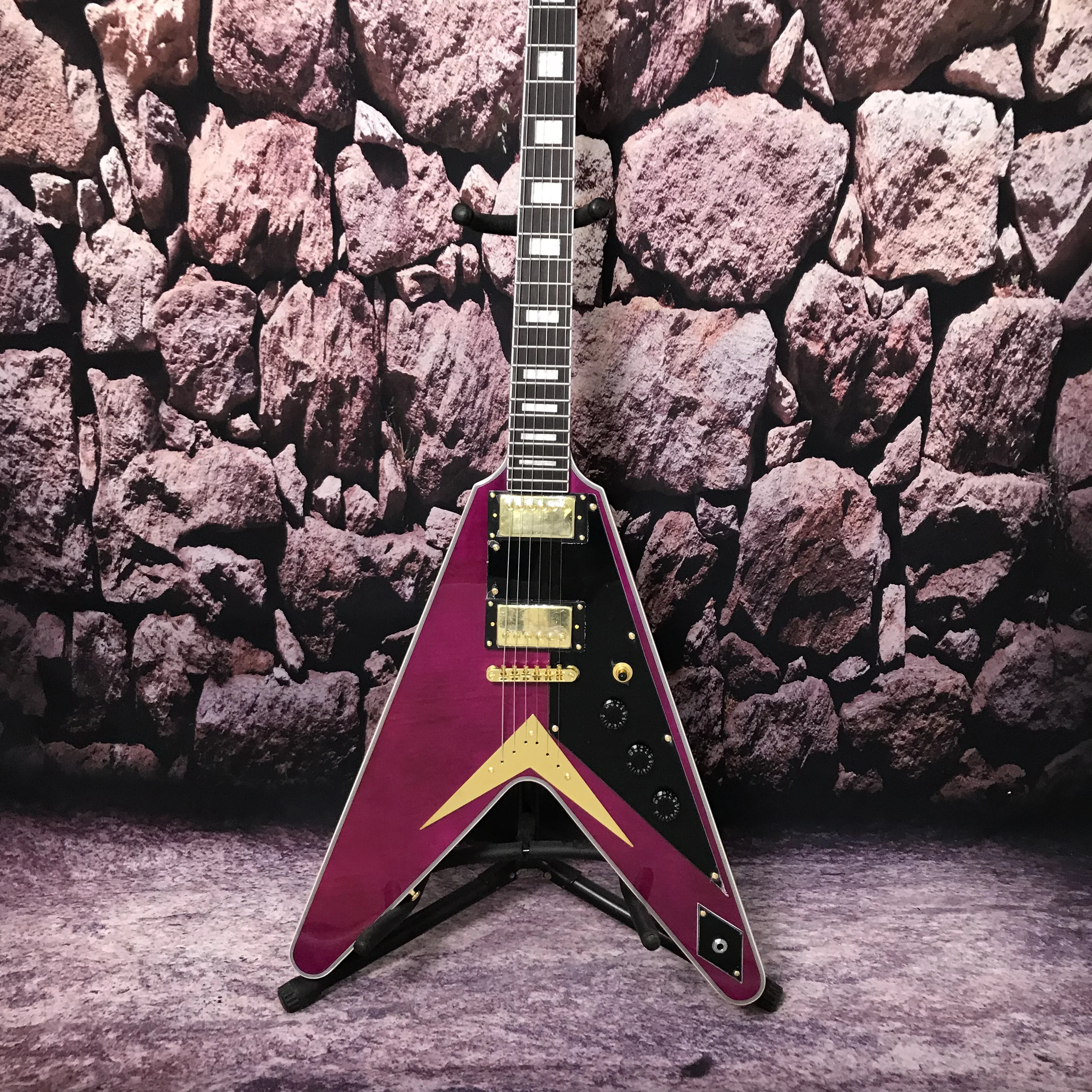Electric Guitar Flying V Gold Hardware