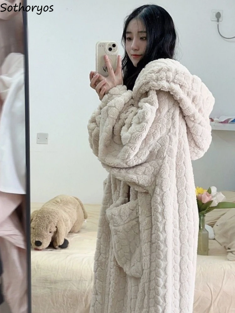 Hooded Robes Women Sleepwear Thickening Girls Kawaii Cute Homewear Winter Warm Bathrobe Casual Pockets Solid Fluffy Comfortable Women Sleepwear