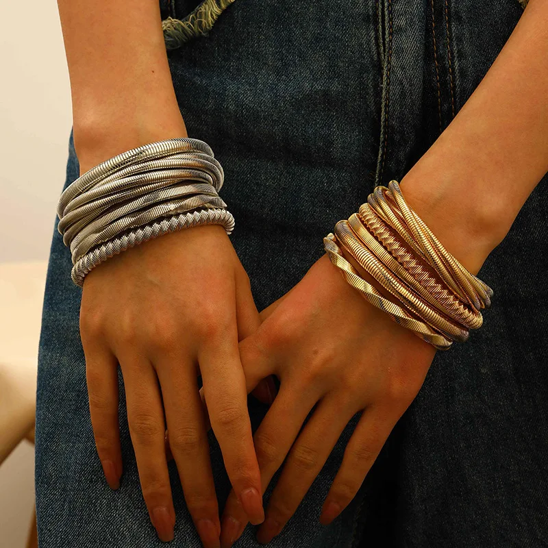 DIEZI Exaggerated Personality Geometric Bangles Men Vintage Hip Hop Punk Spring Bangles Snake Chain Bracelets For Women Jewelry 3