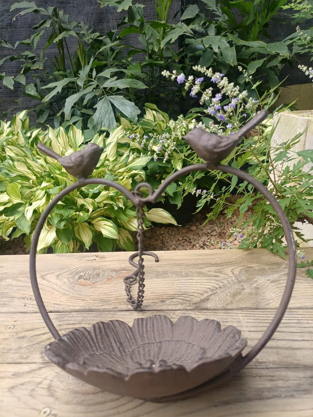 アイアン製ハンギングバードフィーダー