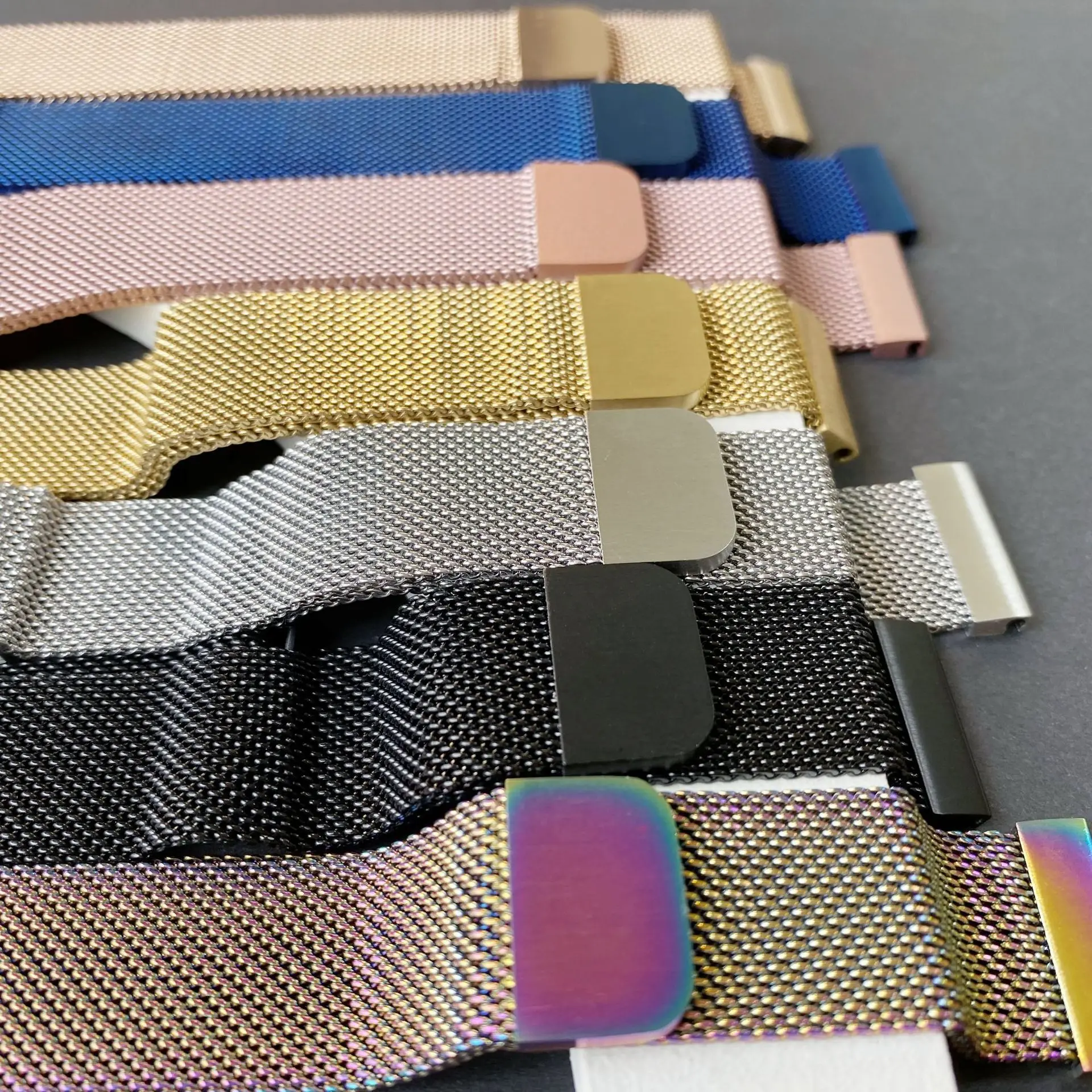 

Ремешок «Миланская петля» для Samsung Galaxy Watch 6 4 Classic 5/pro Active 2/3 40/44 Gear S3 Frontier, магнитный браслет, 20 22 мм