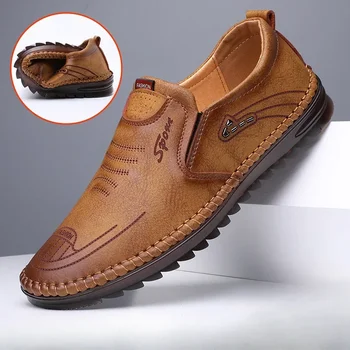 Scarpe da uomo di alta qualità Calzature in pelle fatte a mano Scarpe da lavoro casual da uomo Scarpe da ginnastica da viaggio con suola morbida per esterni Mocassini di marca 1