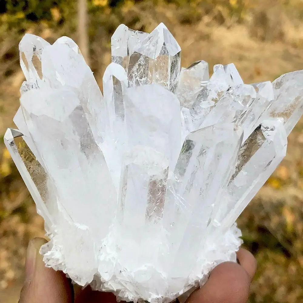 Pure natural white crystal cluster stone, energy degaussing crystal, home decoration gift exquisite jewelry