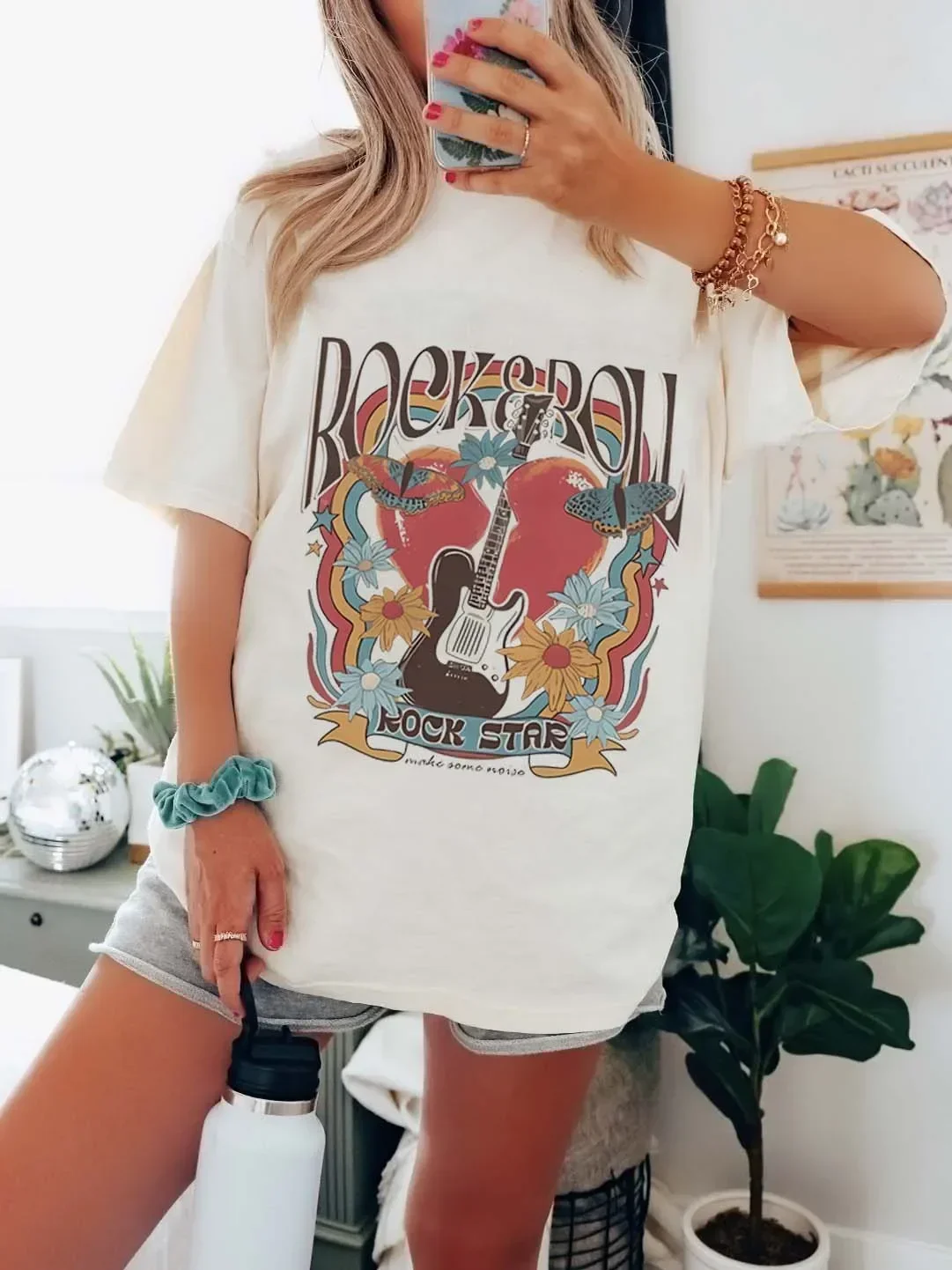 

70s Retro Country Music Graphic Tees Butterfly Vintage Retro Print Oversized T-Shirt Short Sleeve Women Tshirt Cute Aesthetic To
