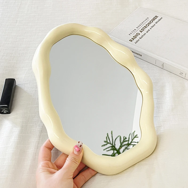 Makeup mirror New Pattern Lovely Irregular Cloud Mirror Dressing Table Bedroom Desktop Makeup Mirror for Sisters Birthday Gift
