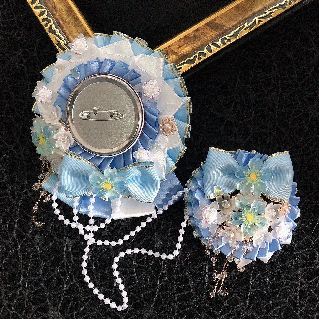 

Luxury Anime Badge Holder Decoration Ita Bag Accessorie Starry Sky Series Handmade Badge Decoration Pins