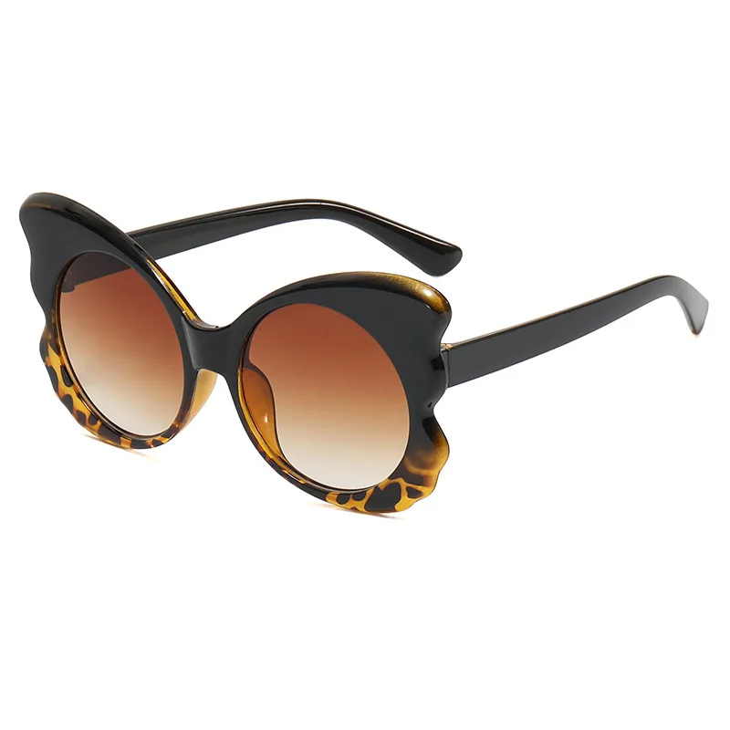 

Butterfly Frame Women's Modern Retro Fashion Large Frame 2024 New Personalized Sunglasses Instagram Concave Shaped Glasses
