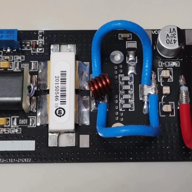 

High Quality 300W 75MHz-120MHz FM Transmitter Power Amplifier Board Input Voltage 27V Current 17-18A For Transmitter Radio