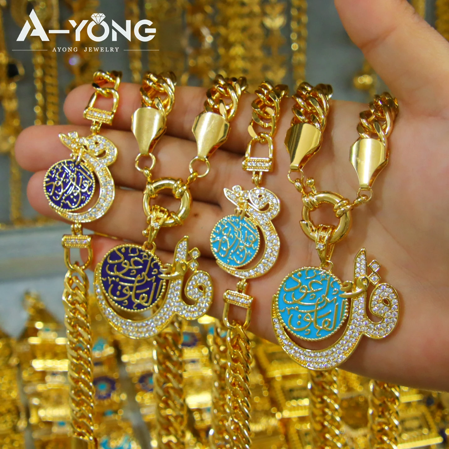 طقم مجوهرات 21 كيلو مطلية بالذهب دبي الهيب هوب الكوبية قلادة سوار المرأة الإيطالية الفاخرة الشرير مجوهرات الحفلات