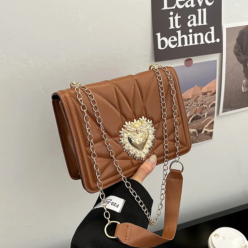 Luxury Women's Bag 2022 Wester style Thread Heart Shoulder Bag Designer