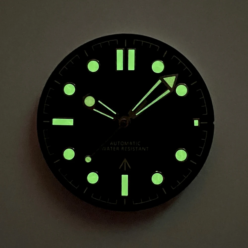 그린 루메가 포함된 MIYOTA8215 무브먼트용 31mm 블랙 멸균 시계 다이얼 ? NEW 007 No Time NTTD에서 영감을 받음