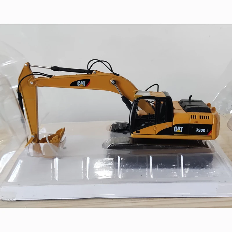 Die-casting 1/50 Scale Engineering Vehicle Caterpillar CAT