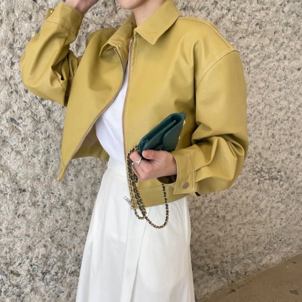 Рисунок 2 - Женская укороченная кожаная куртка на молнии