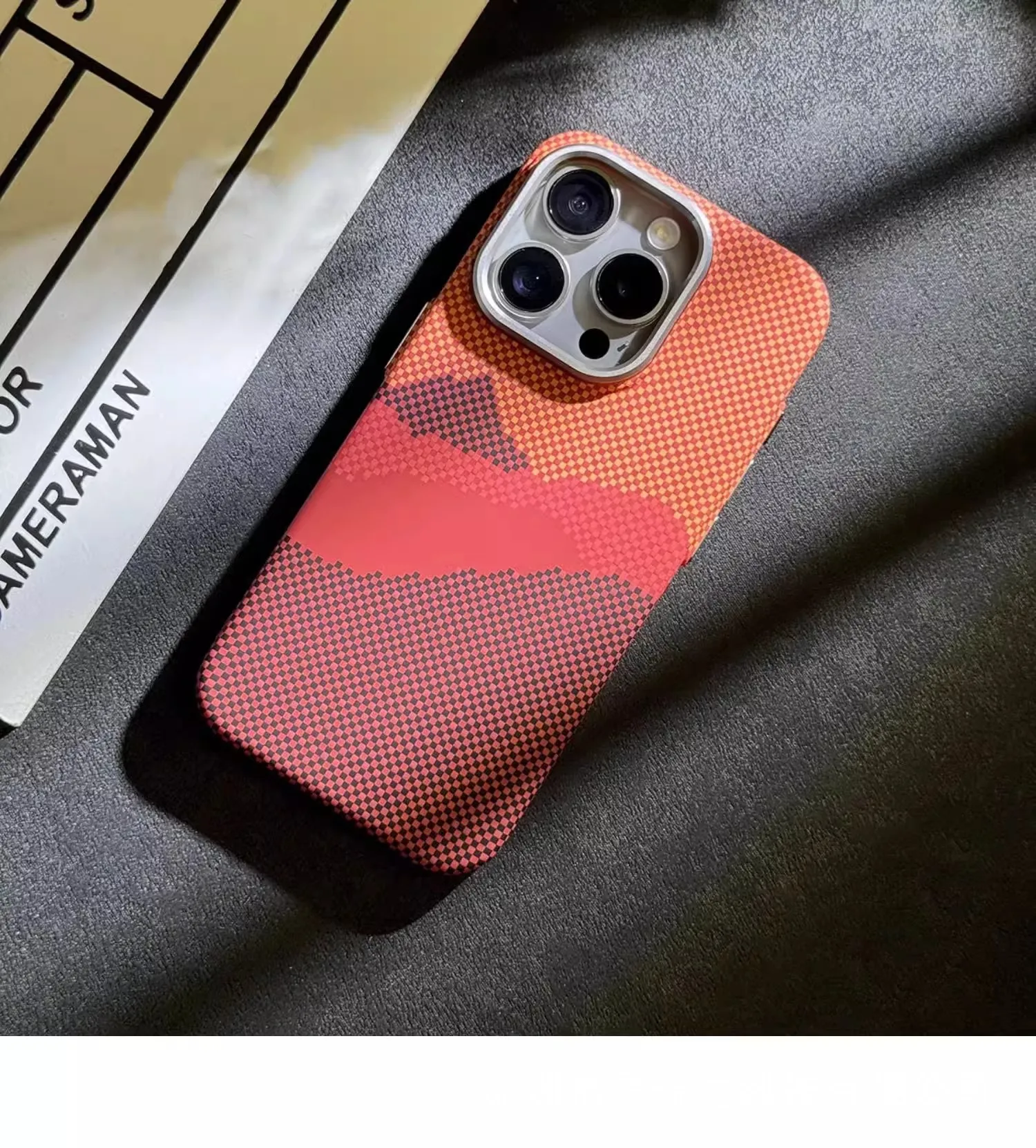 Kevlar Carbon Fiber Pattern Magnetic Phone Case with MagSafe Compatibility