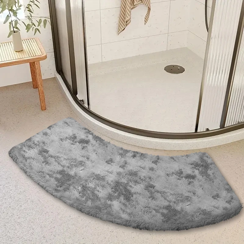 Curved bathroom non-slip floor mat solid color bathroom fan-shaped silk wool shower room absorbent foot mat toilet door mat