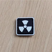 Мини-военная нашивка из ПВХ, эмблема биологической опасности, значки с черепом, 3D резиновая ткань, знак радиации, кленовый лист, медвежья лапа, крючок, петля, квадратная нашивка — изображение 5