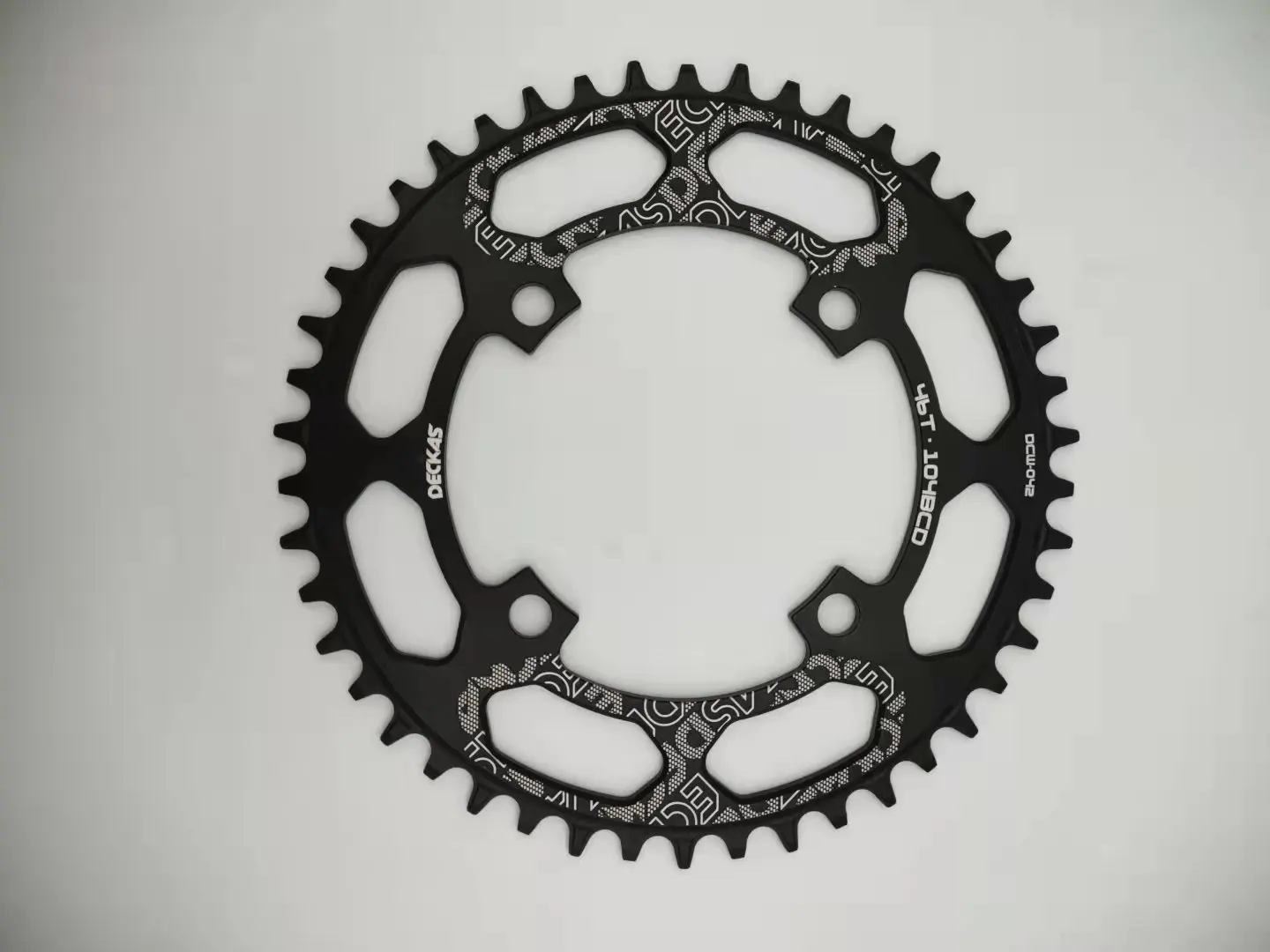 Bike Chainring Deckas Round 104BCD 32 34 36 38 40 42 44 46 48T 50 52 Tooth MTB Bike Mountain Chainwheel 104 BCD