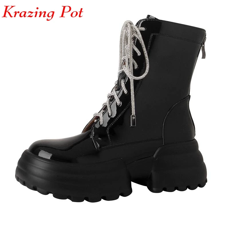 

Krazing Pot 2024 Cow Leather Round Toe Thick High Heel Winter Warm Motorcycle Boots Lace Up Platform Nightclub Black Ankle Boots